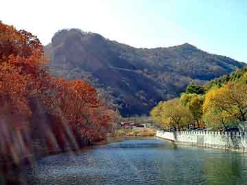 黄山市区内屯溪老街（黄山市区内屯溪老街有哪些）